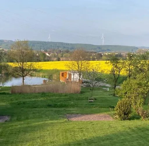 Tiny-Teich-Haus Auf Dem Rittergut